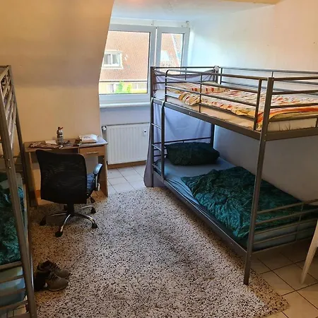 Hostel Einfacher Schlafplatz Ohne Ansprueche Essen