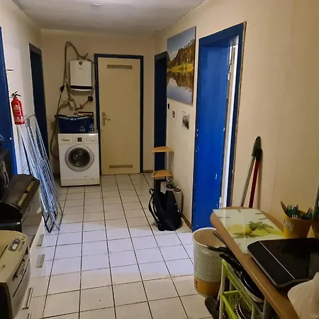 Hostel Einfacher Schlafplatz Ohne Ansprueche Essen